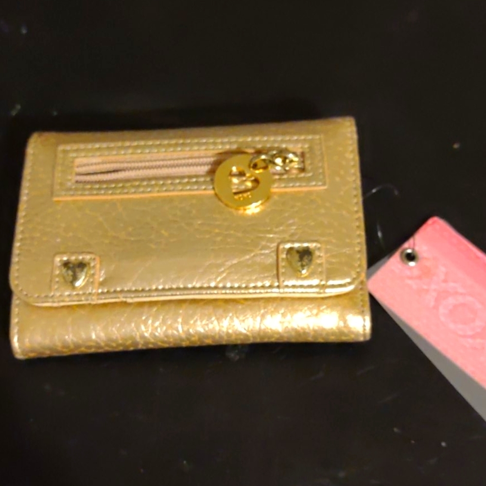 Gold wallet